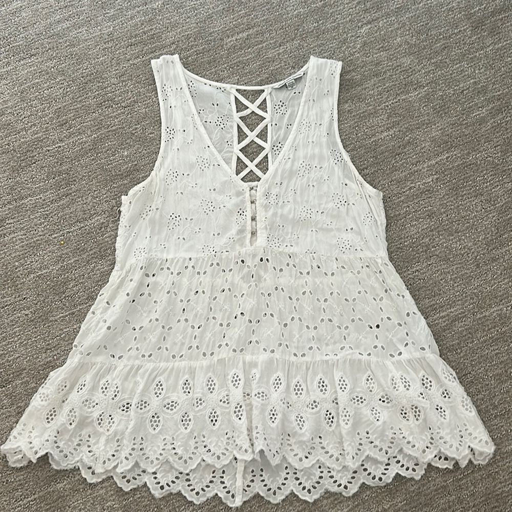 White tank